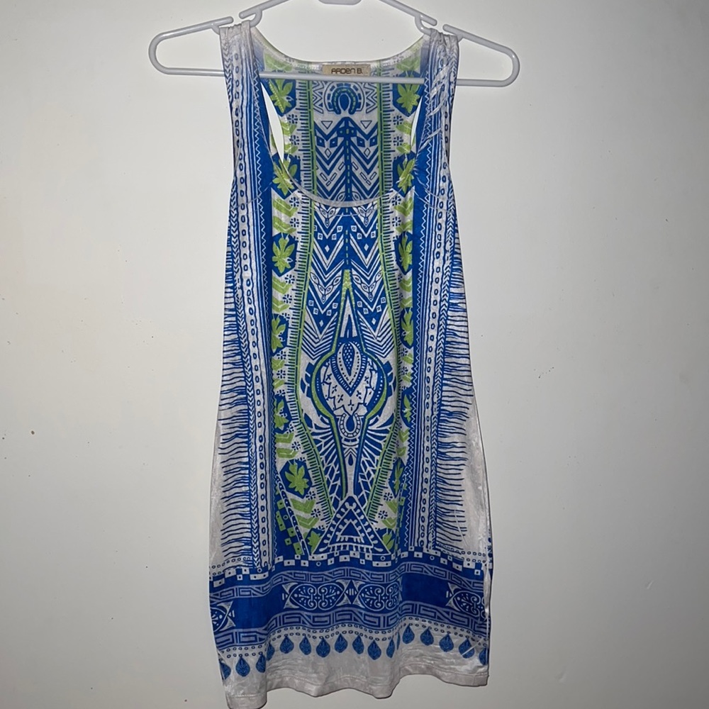 🌞 Arden B. Blue, green and white bodycon dress Aztec type pattern